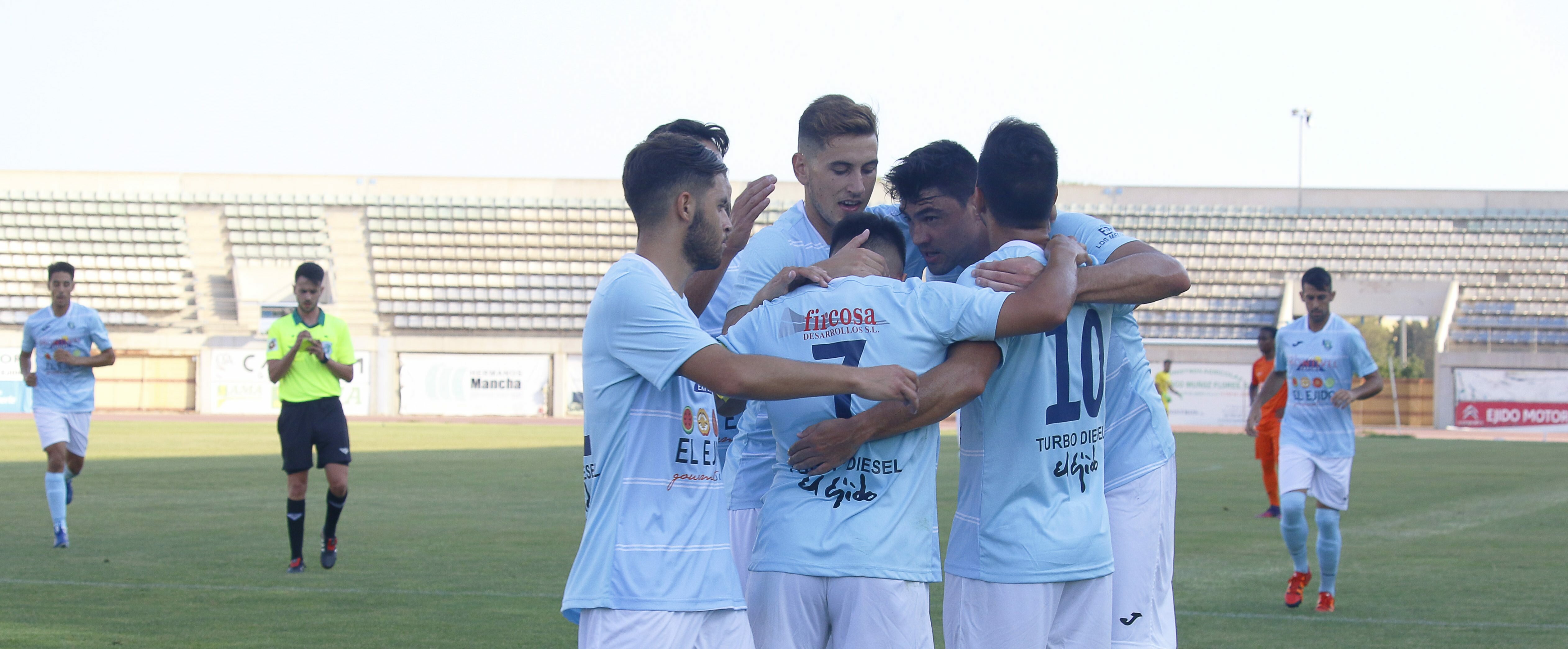 Goleada y el miércoles a Linares