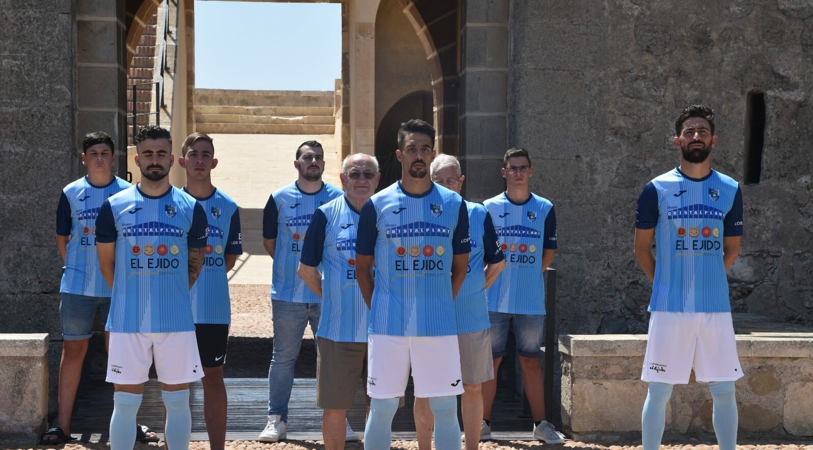 Presentación equipaciones CD El Ejido en el Teatro Municipal