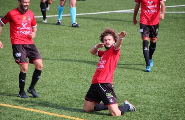 El CD El Ejido firma al defensa Javi Rosa