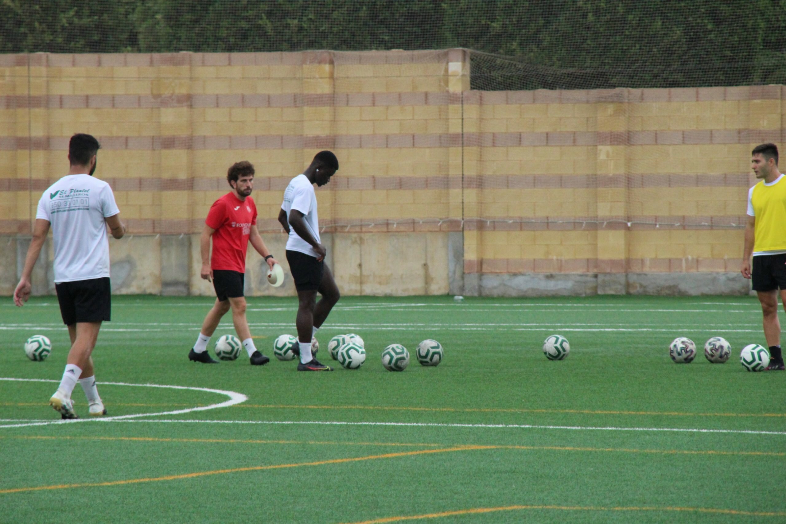 El Berja CF buscará ser el primer equipo en batir al Estepona esta temporada