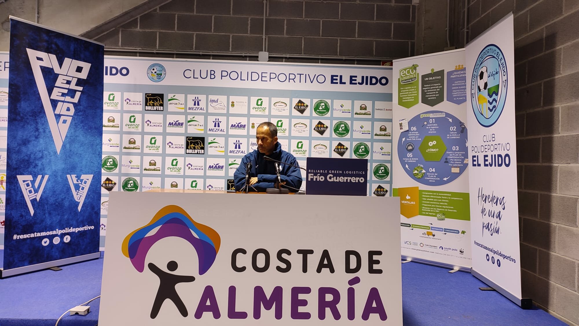 El Polideportivo El Ejido se la vuelve a jugar ante su afición