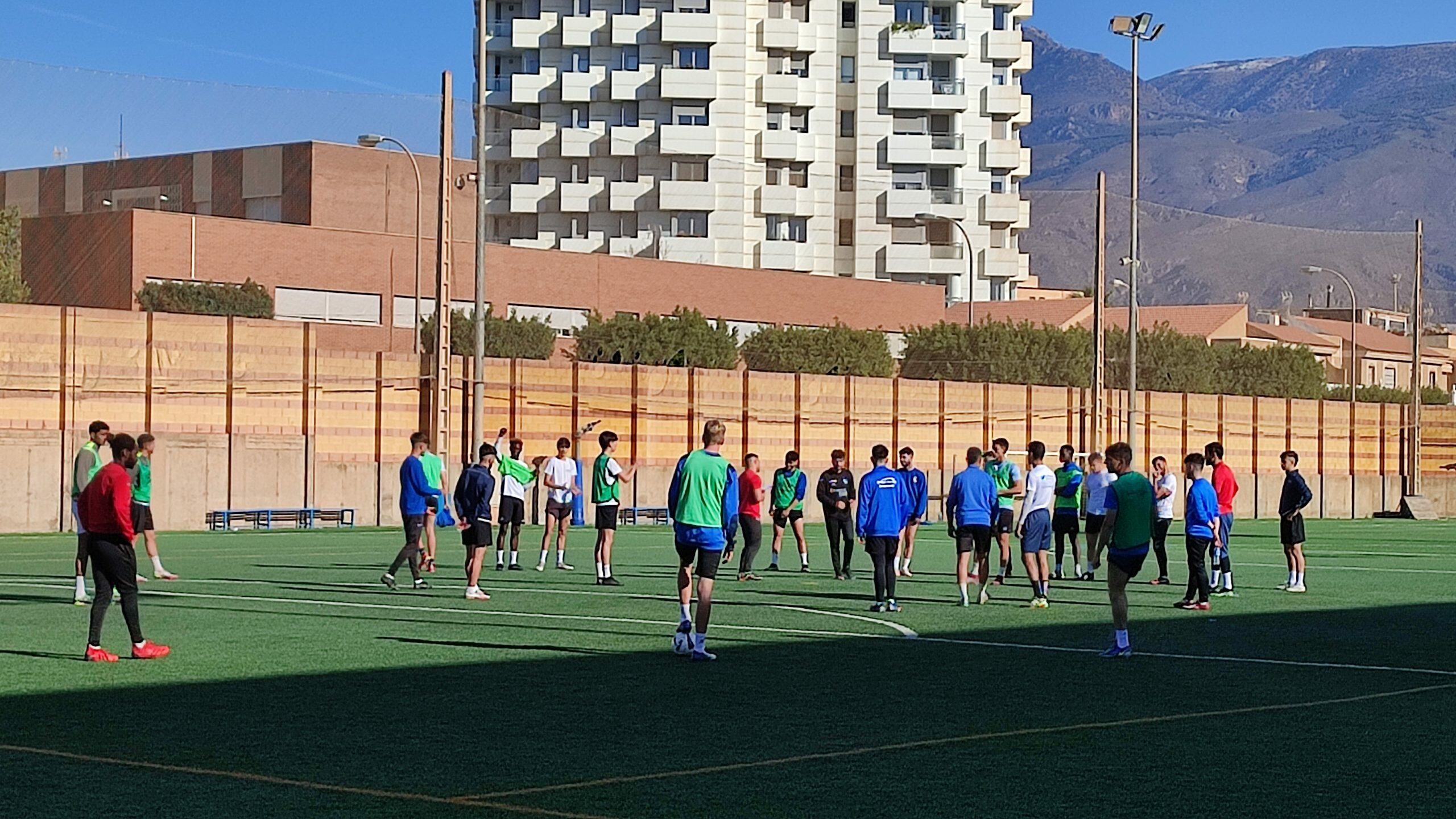 El Berja CF visita al Poli Almería en su penúltimo derbi de la temporada