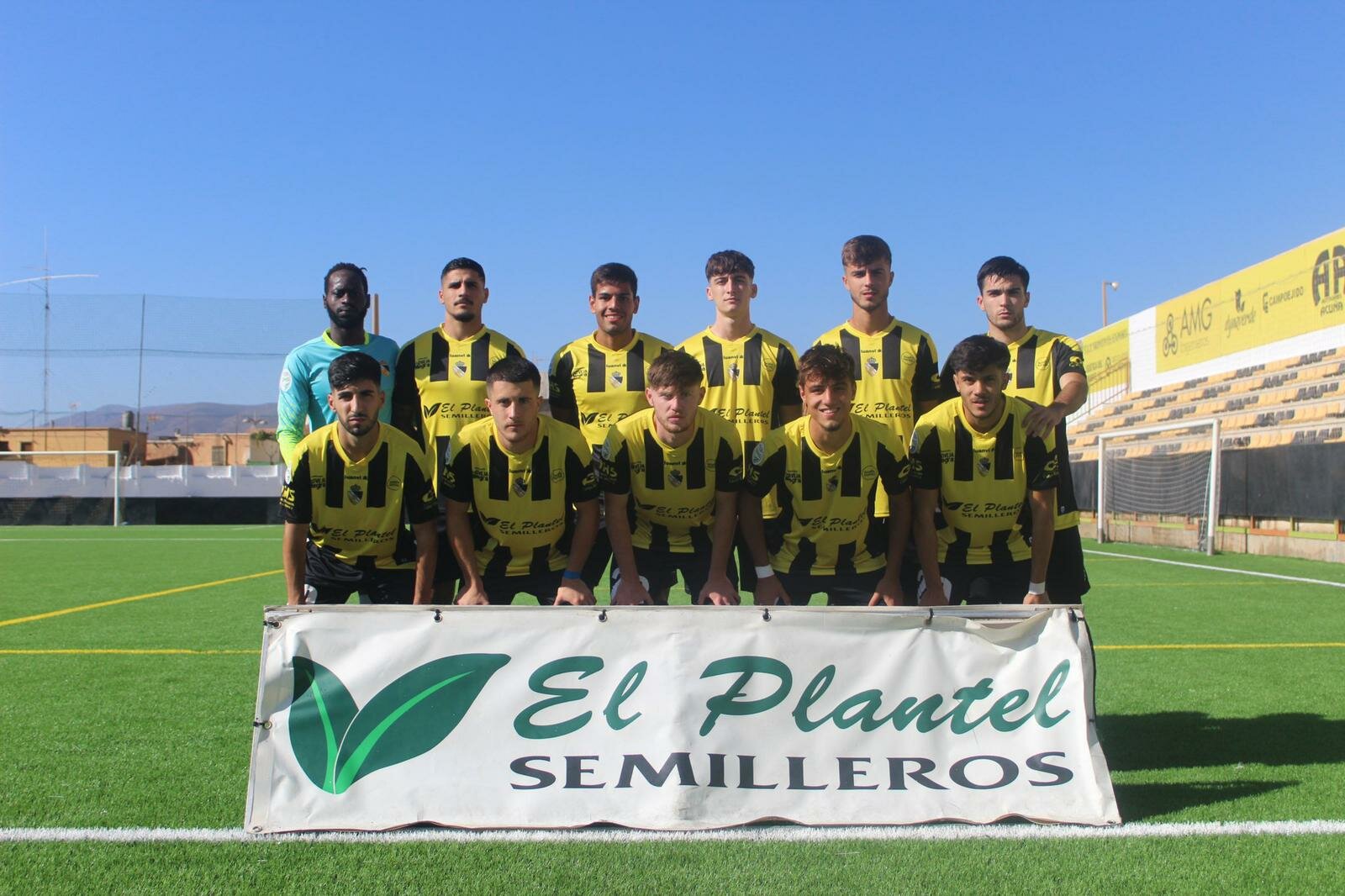 El Berja CF derrota al Casabermeja jugando con uno menos durante más una hora